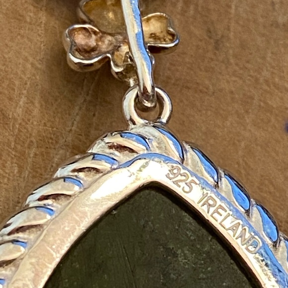 Connemara Marble Teardrop Pendant on a 16" 925 Silver Snake Chain Necklace - Picture 4 of 16